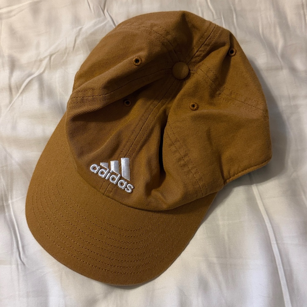 NWOT women’s adidas hat